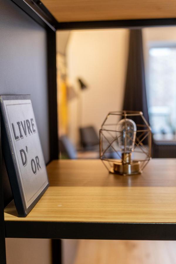 Ardenne Bnb Gite Urbain Avec Terrasse มาร์ช-อ็อง-เฟเมน ภายนอก รูปภาพ
