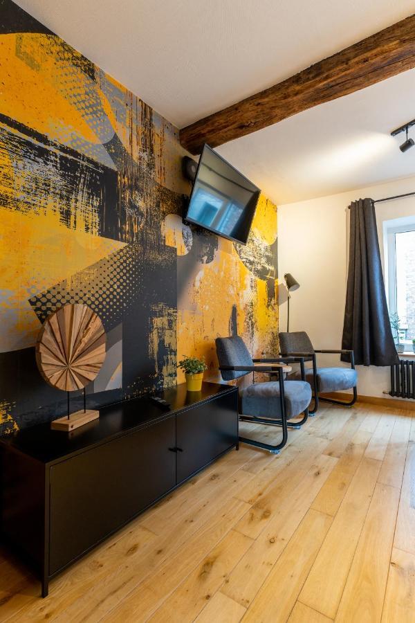 Ardenne Bnb Gite Urbain Avec Terrasse มาร์ช-อ็อง-เฟเมน ภายนอก รูปภาพ